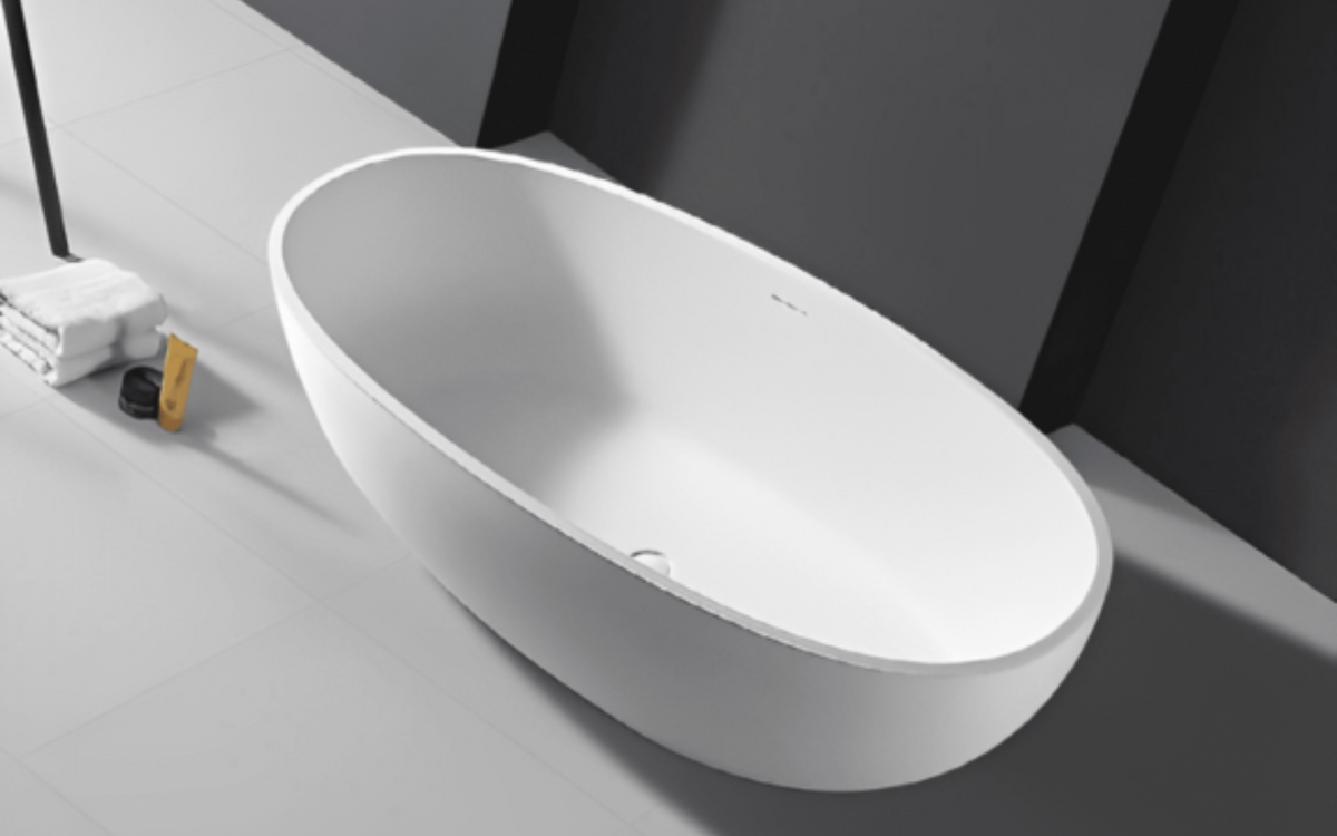 Freestanding Half Egg Shaped Bathtub