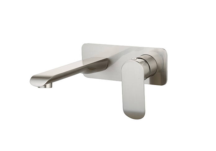 OVAL CURVE Wall Mixer with Spout
